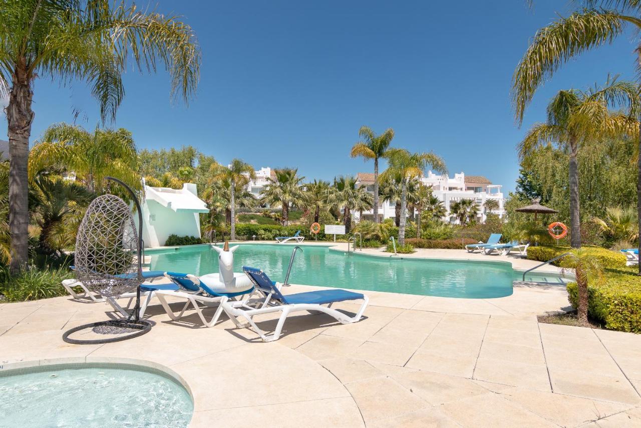 2237-Modern Apt With Private Beach Estepona Eksteriør billede