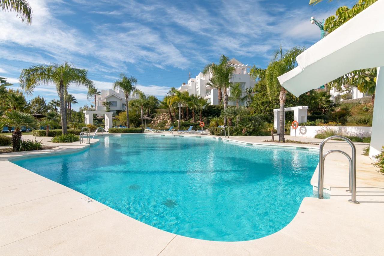 2237-Modern Apt With Private Beach Estepona Eksteriør billede