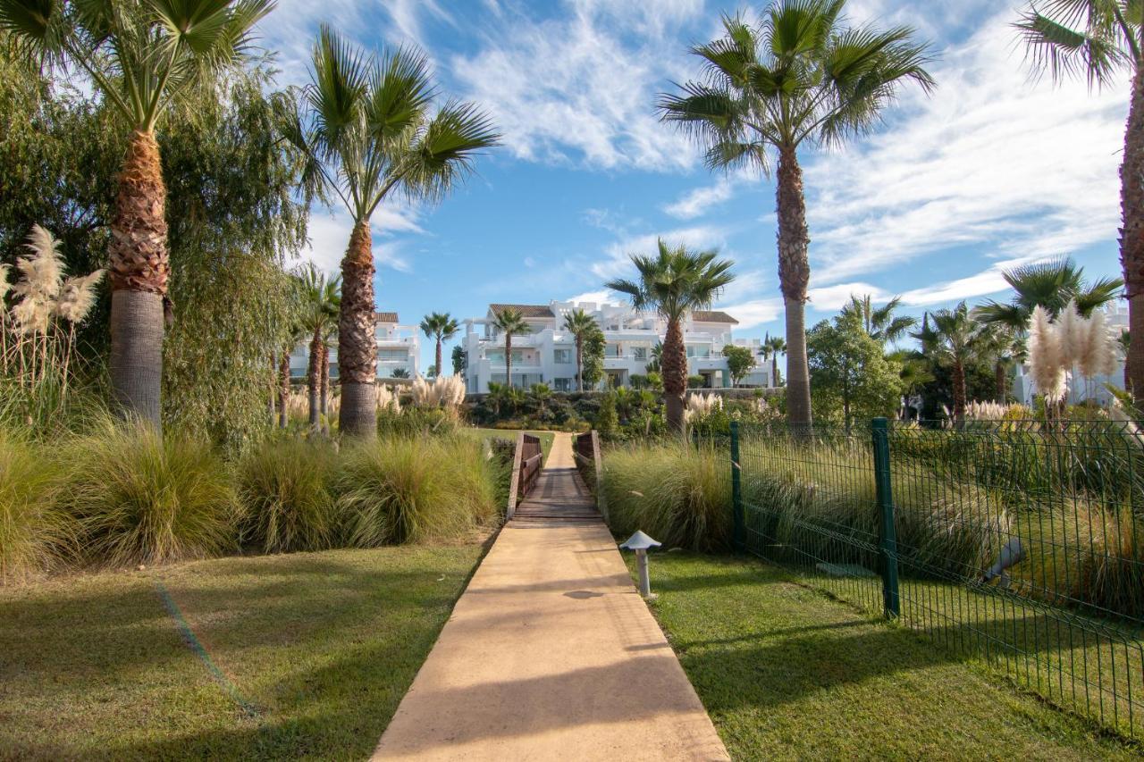 2237-Modern Apt With Private Beach Estepona Eksteriør billede