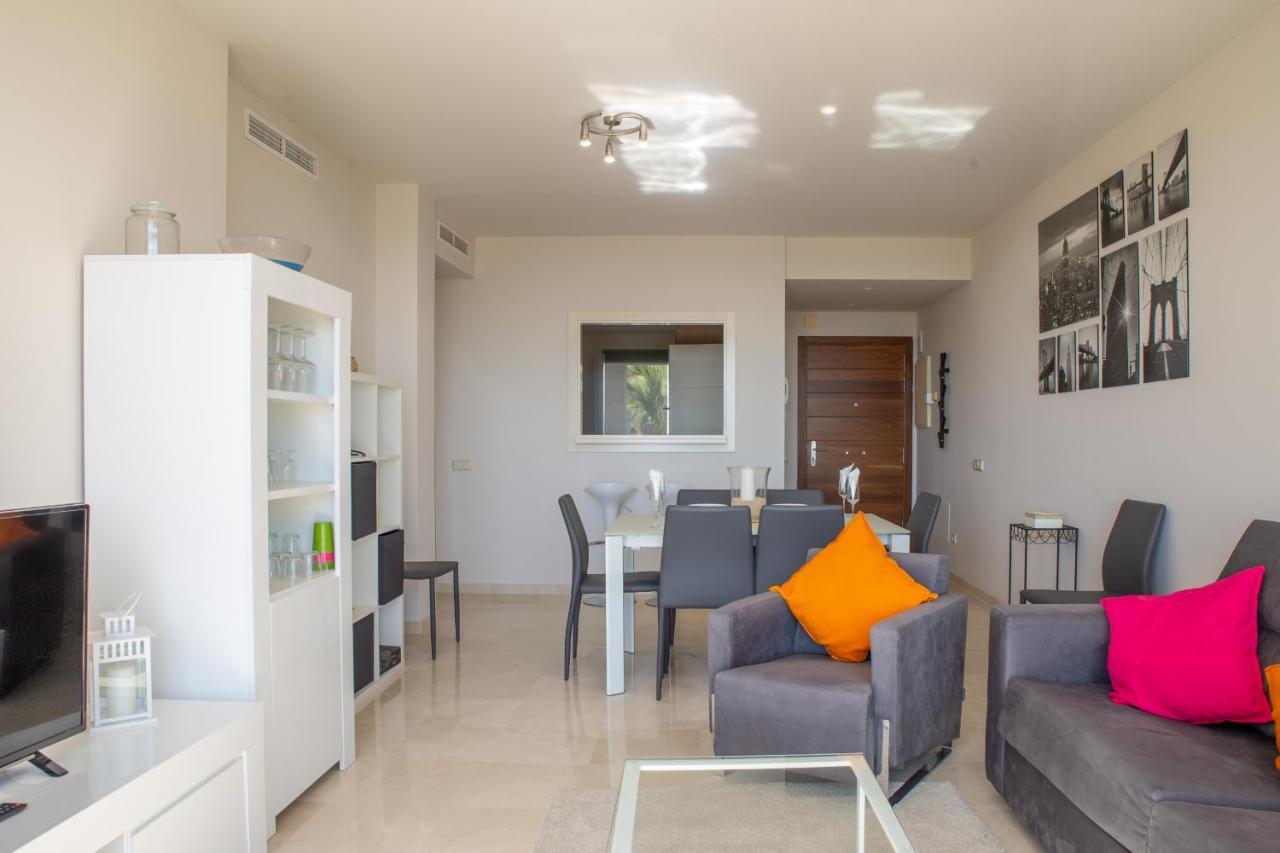 2237-Modern Apt With Private Beach Estepona Eksteriør billede