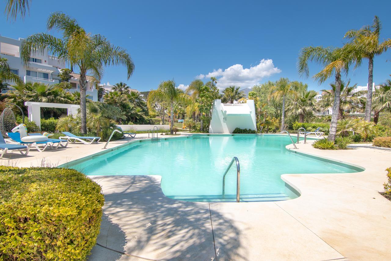 2237-Modern Apt With Private Beach Estepona Eksteriør billede